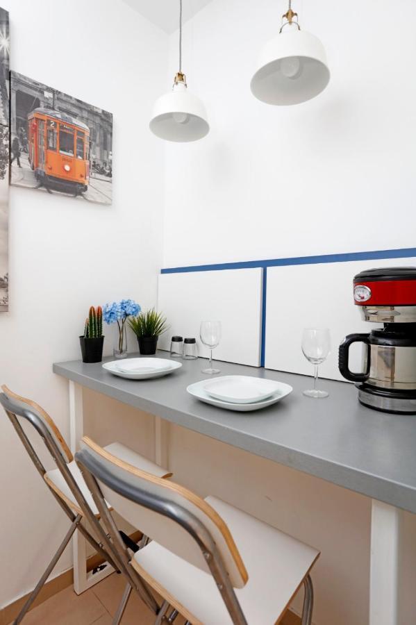 Lovely 2 Bedroom Apartment Near Old Town Bucharest Luaran gambar
